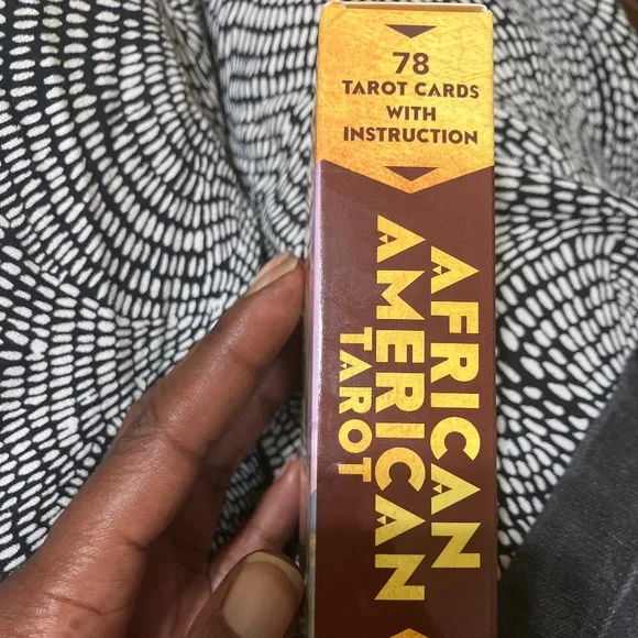 African American Tarot - Picture 2 of 4